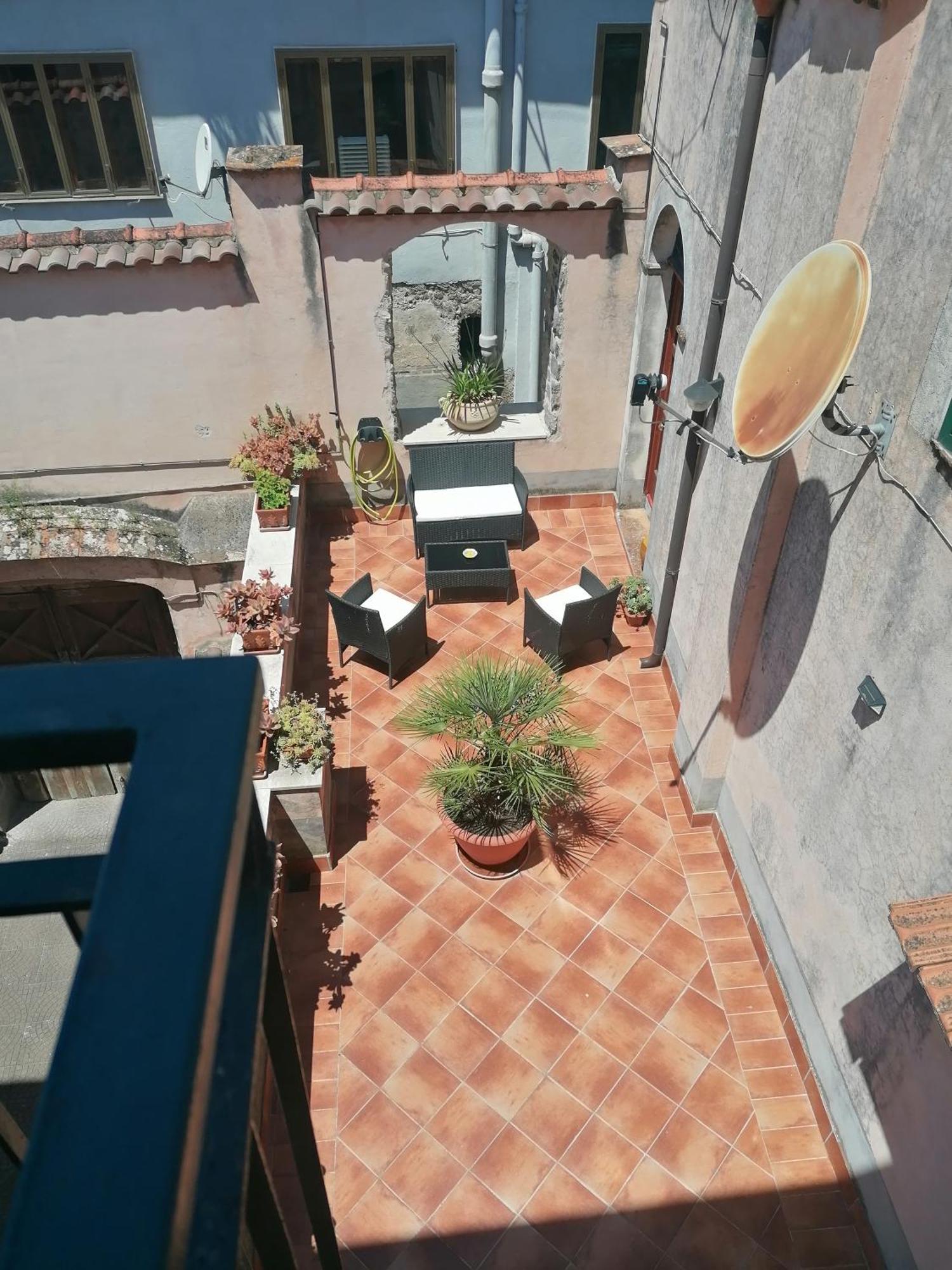 La Casa Di Astrea Bed and Breakfast Caiazzo Buitenkant foto